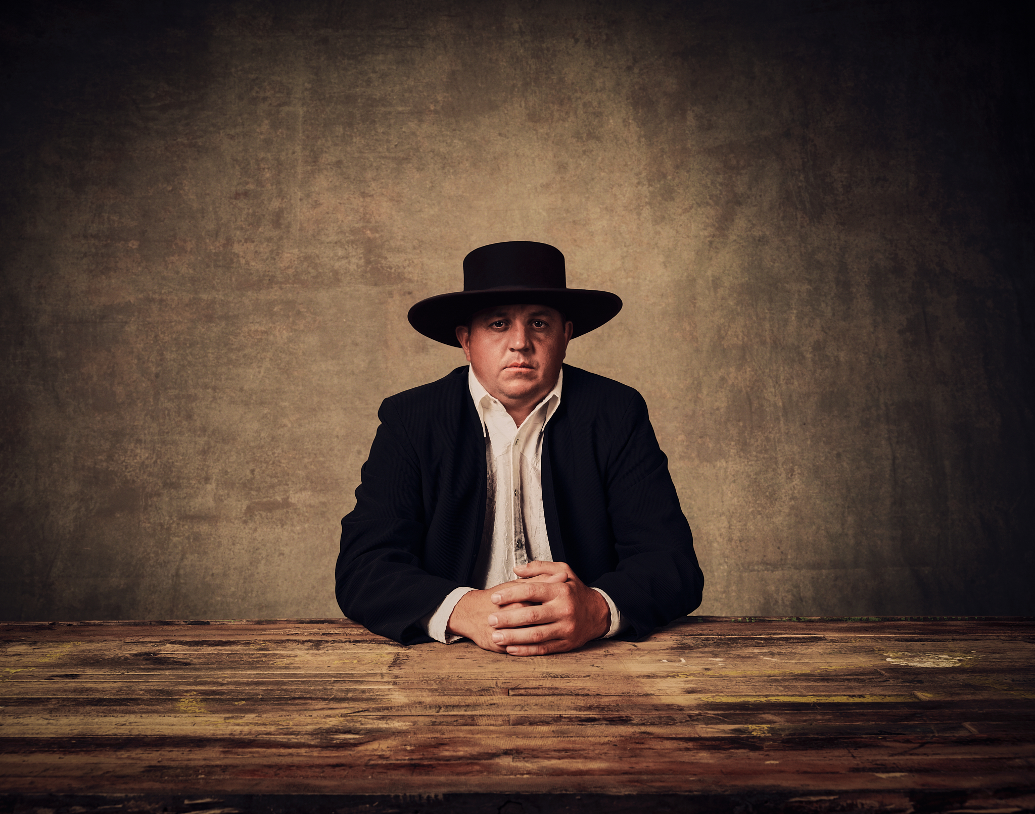 32333_AMISH_MAFIA_0045-Edit